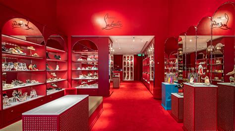louboutin bicester